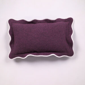 Villast padjakate Violet by Matí