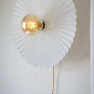 Käsitöö seinavalgusti "Kuldkuma"